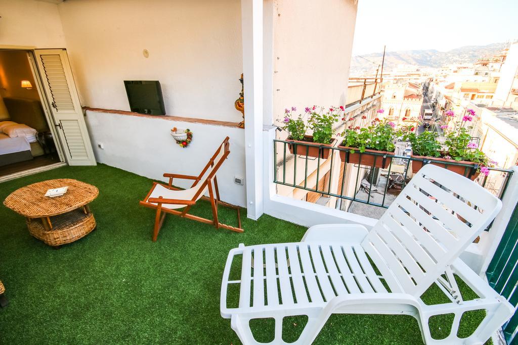 96 Guest House Ρέτζιο ντι Καλάμπρια Εξωτερικό φωτογραφία